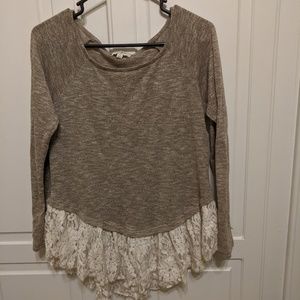 Women's layered flowy top